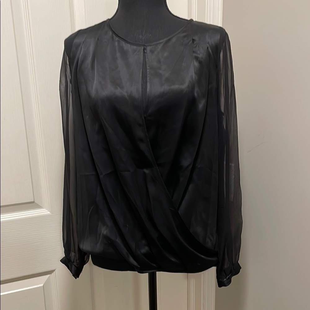 160. Marciano Elegant Silk Black Sheer Sleeves Women's Top Size Small - Picture 2 of 6